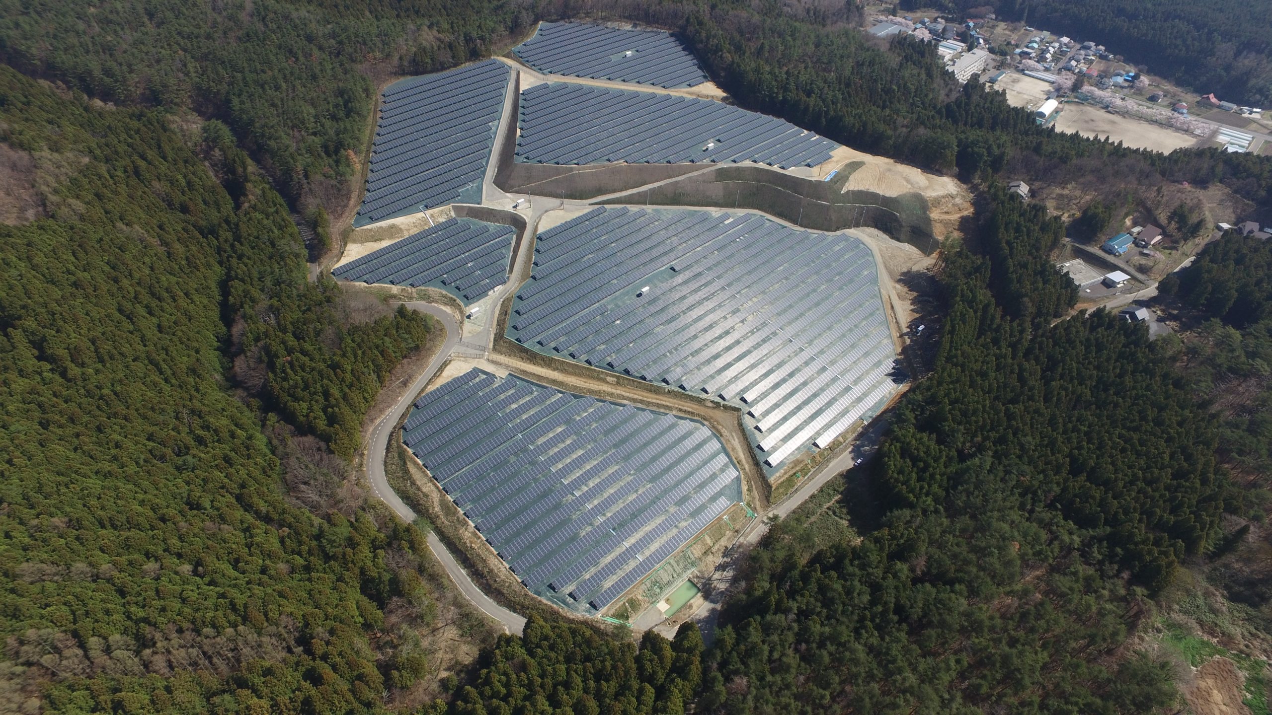 太陽メンテナンス福島発電所写真②