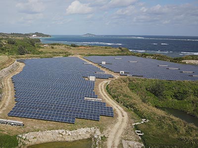 太陽設備宮古島発電所写真②