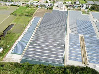 津乃峰町新浜太陽光発電所写真②